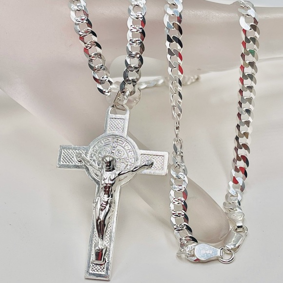 Crucifix and Chain Silver 925